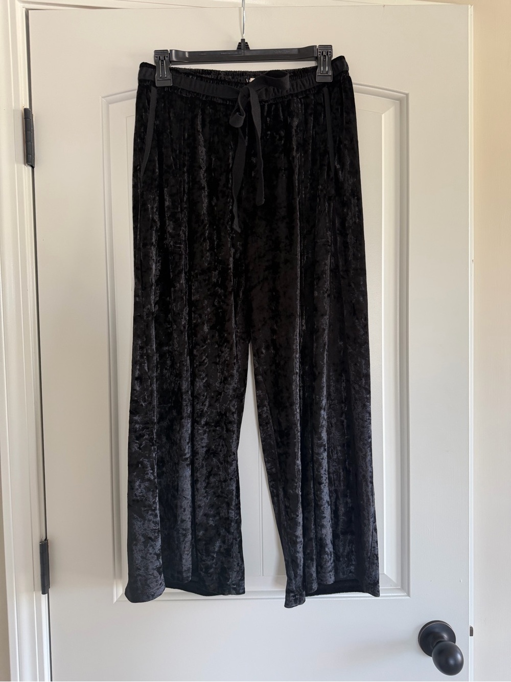 Hem & Thred Black Crushed Velvet Wide Leg Split Hem Lounge Pants Size Large